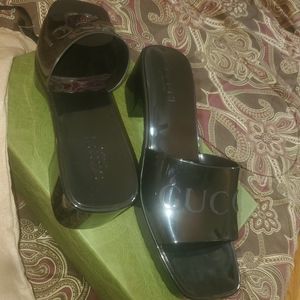 Gucci sandals
